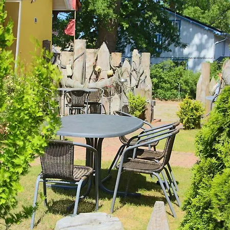 Thorsten Fruendt Apartment